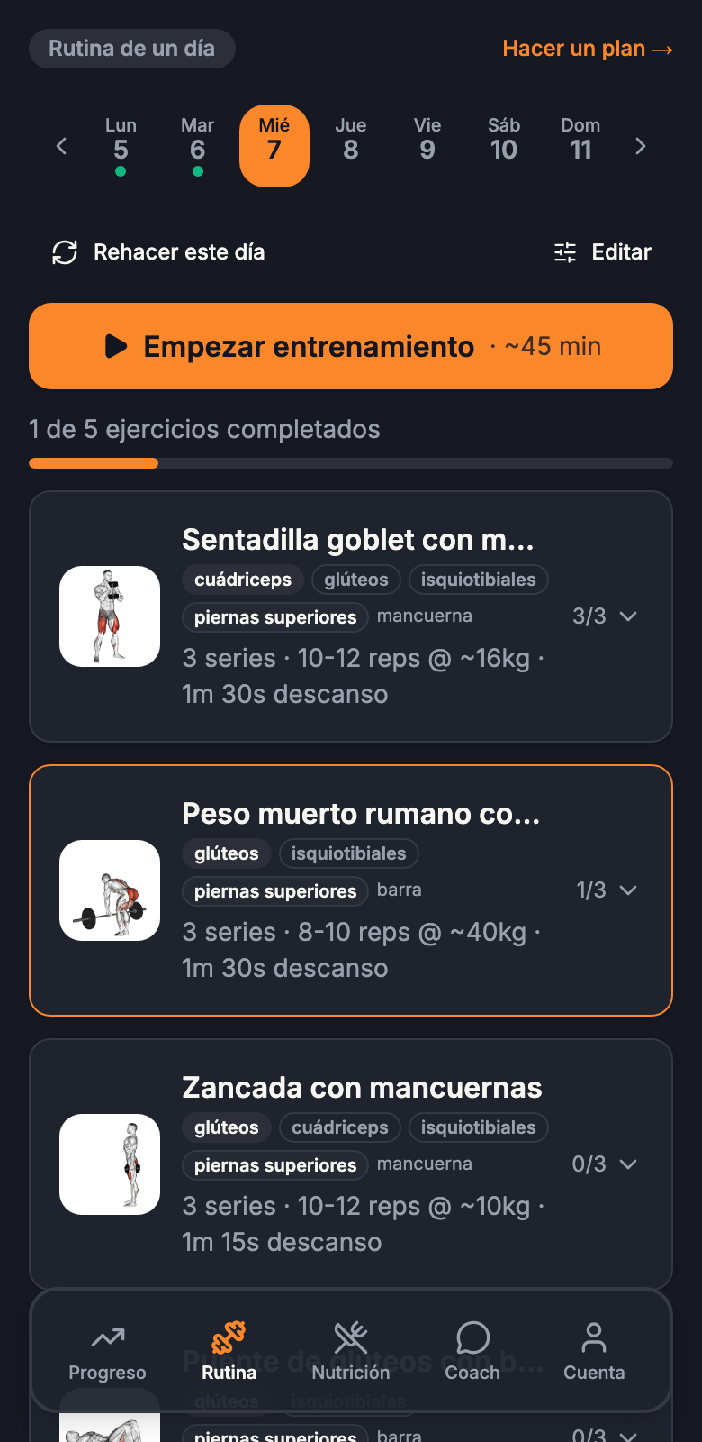 Pantalla de la rutina de hoy del cliente: botón empezar entrenamiento y lista de ejercicios con series, repeticiones y kilos